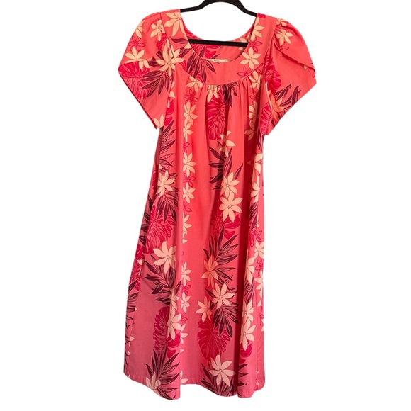 Hilo Hattie Dresses & Skirts - Vintage Hilo Hattie Hawaiian Dress Pink Floral Tropical Maxi size Large
